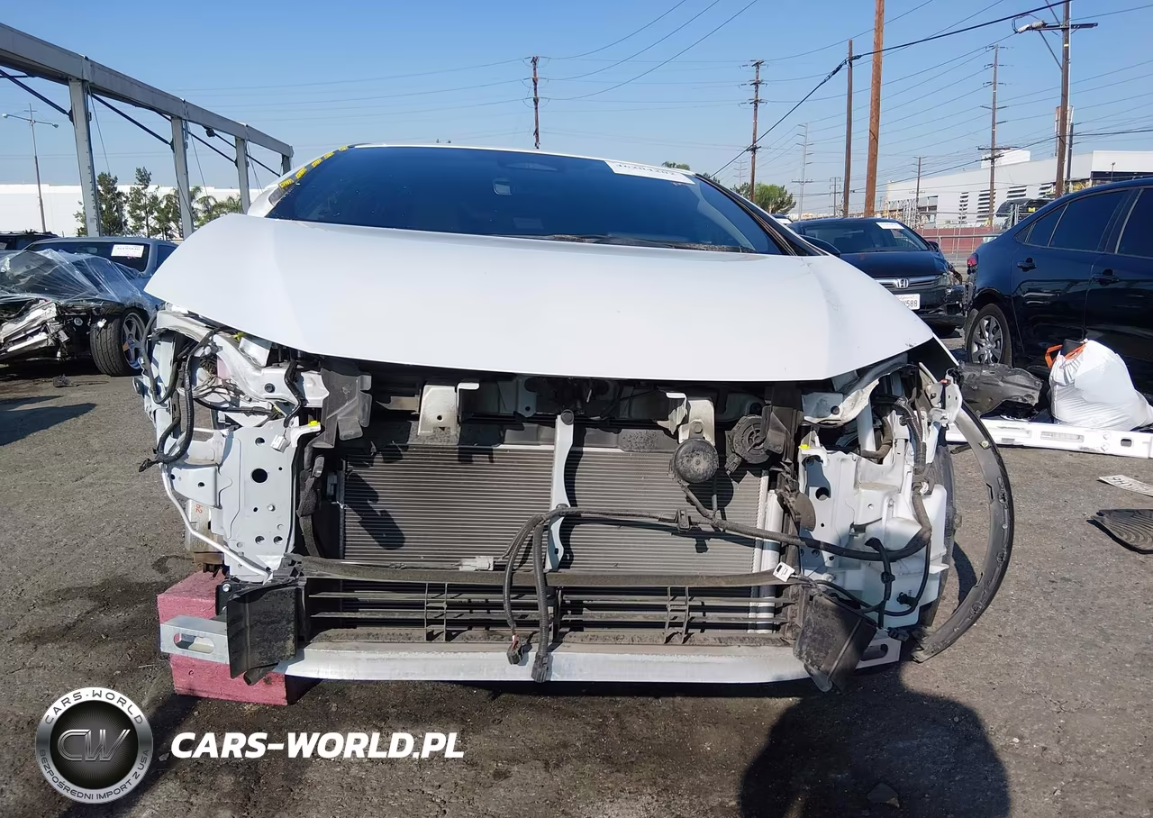 2023 Toyota Prius Le VIN:JTDACAAU5P3013855 - 13