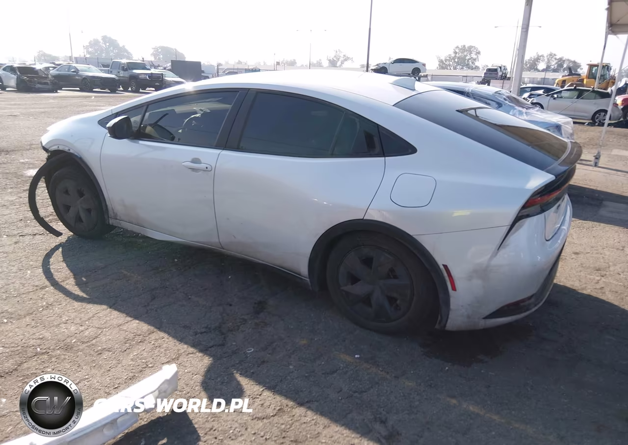 2023 Toyota Prius Le VIN:JTDACAAU5P3013855 - 15