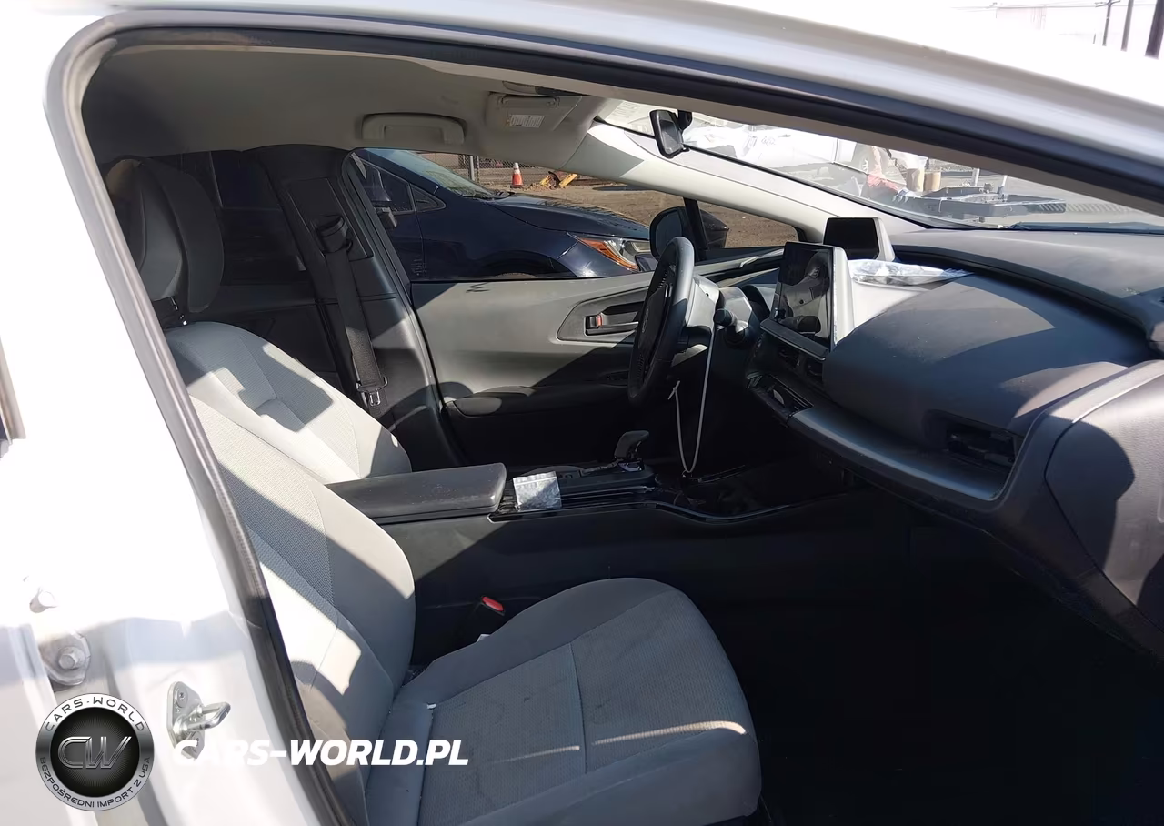 2023 Toyota Prius Le VIN:JTDACAAU5P3013855 - 5