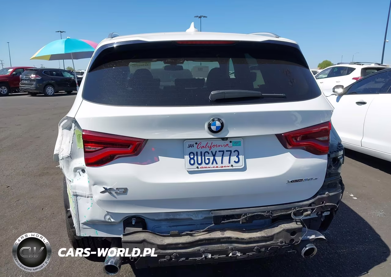 2021 BMW X3 xDrive30E VIN:5UXTS1C03M9F21595 - 17