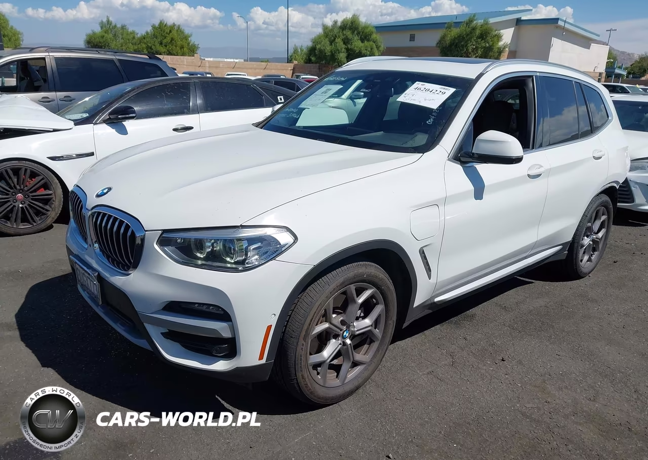 2021 BMW X3 xDrive30E VIN:5UXTS1C03M9F21595 - 2