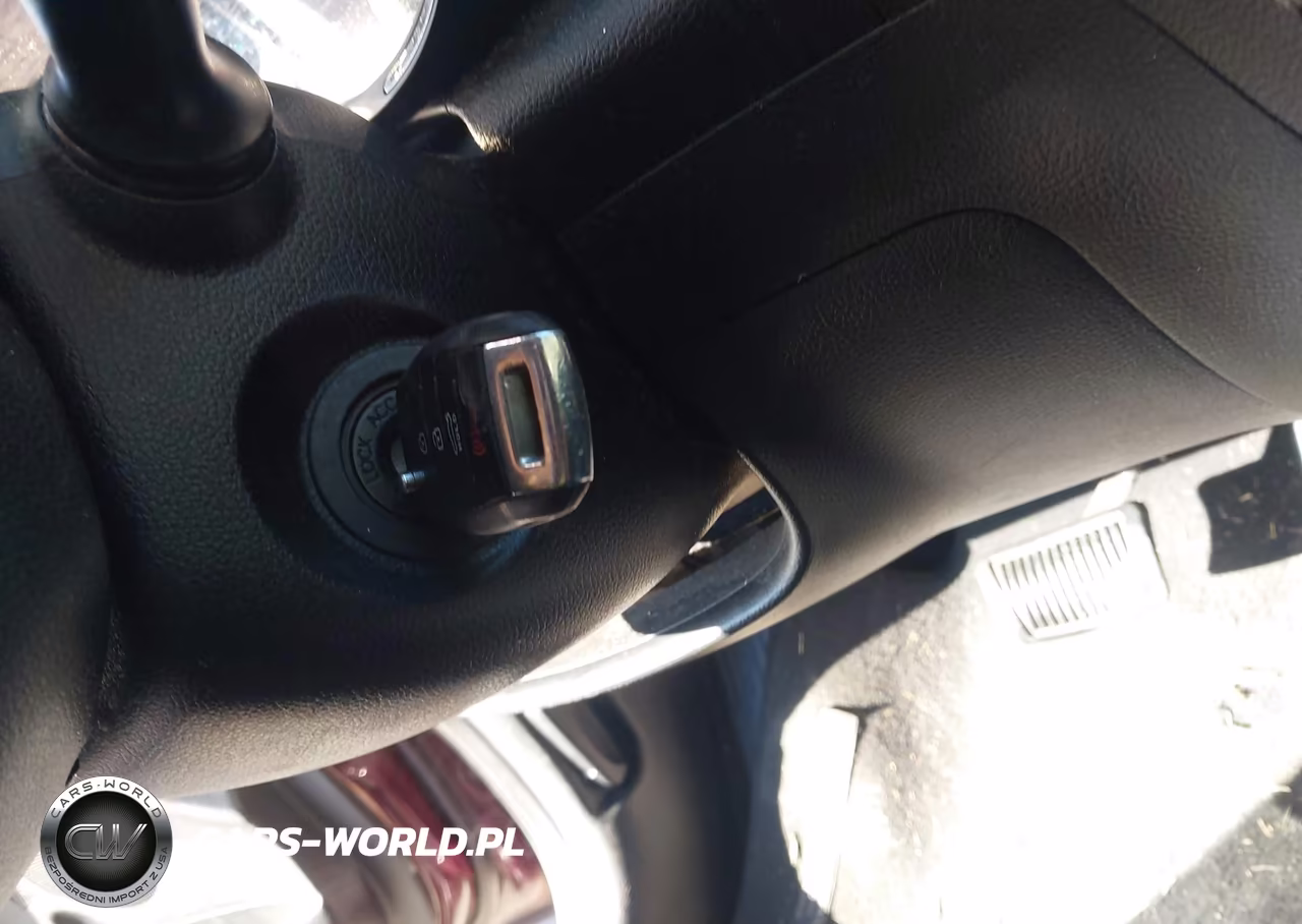 2018 Kia Forte Lx VIN:3KPFK4A78JE167352 - 11