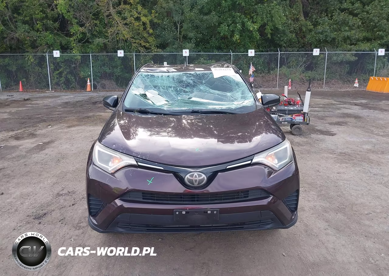 2018 Toyota Rav4 Le VIN:2T3BFREVXJW714067 - 12