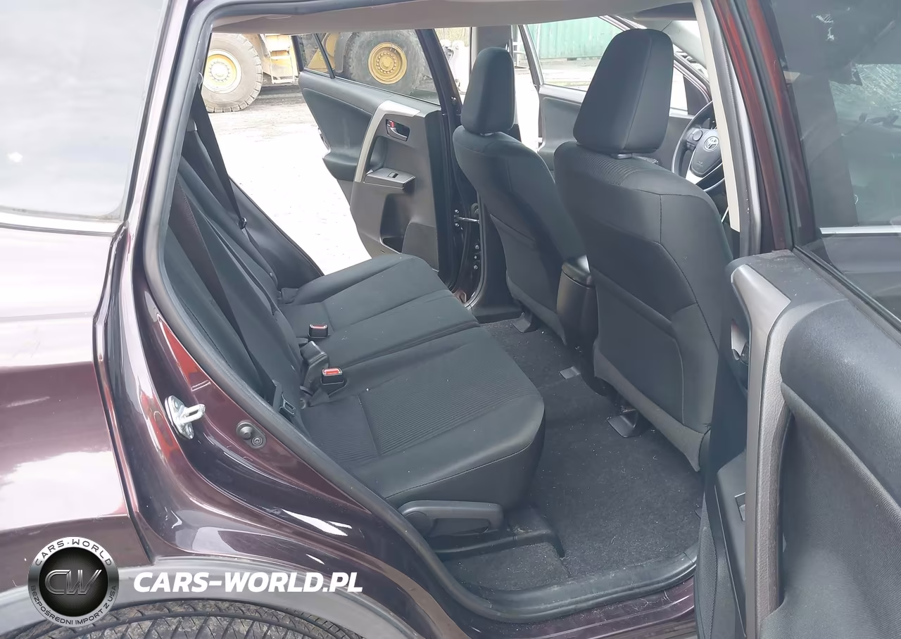 2018 Toyota Rav4 Le VIN:2T3BFREVXJW714067 - 8