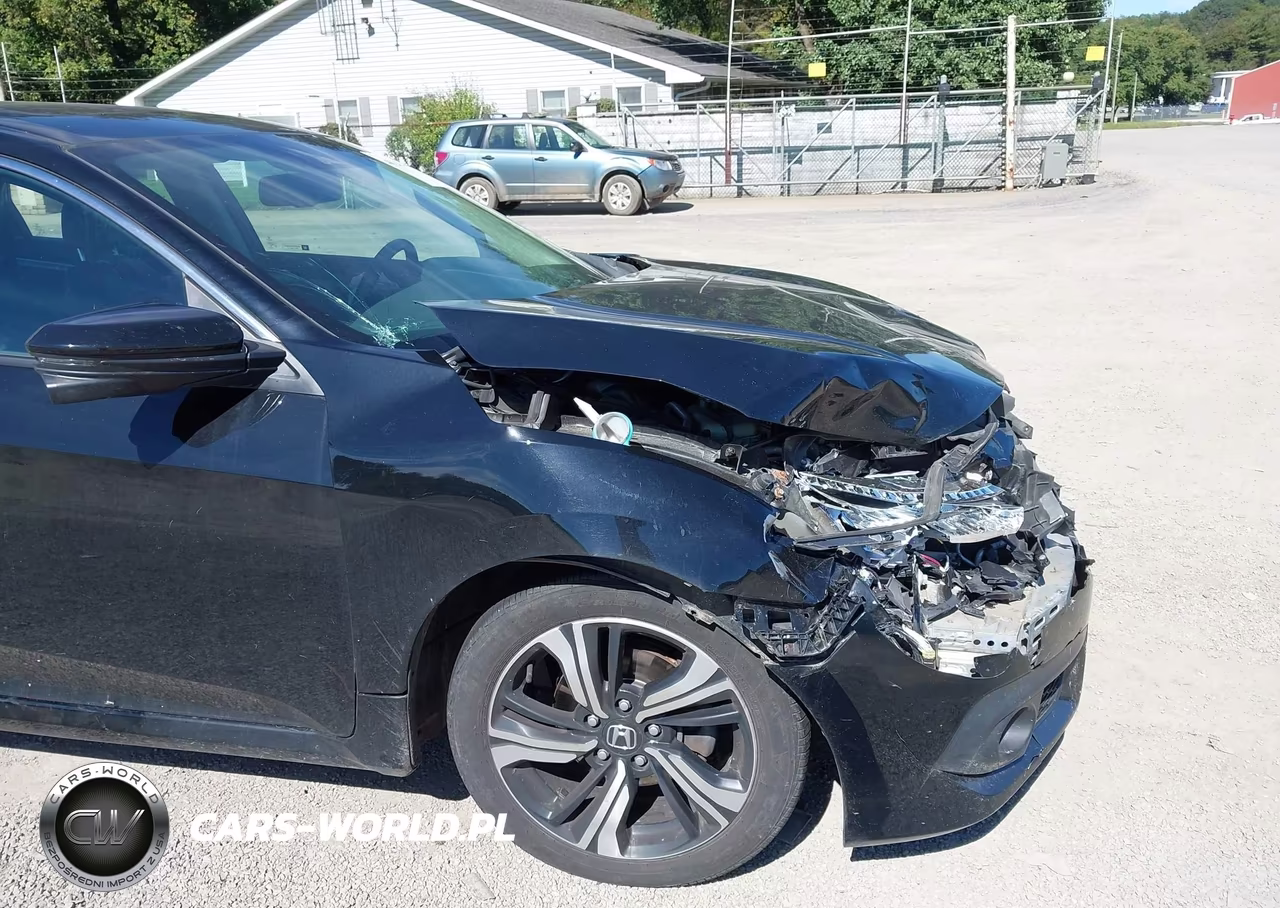 2017 Honda Civic Touring VIN:19XFC1F90HE001729 - 17