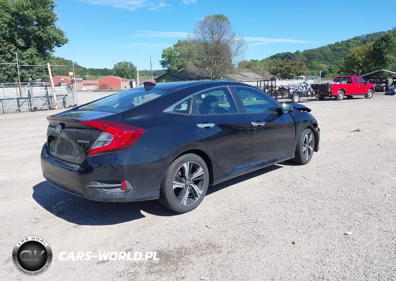 2017 Honda Civic Touring VIN:19XFC1F90HE001729 - 4