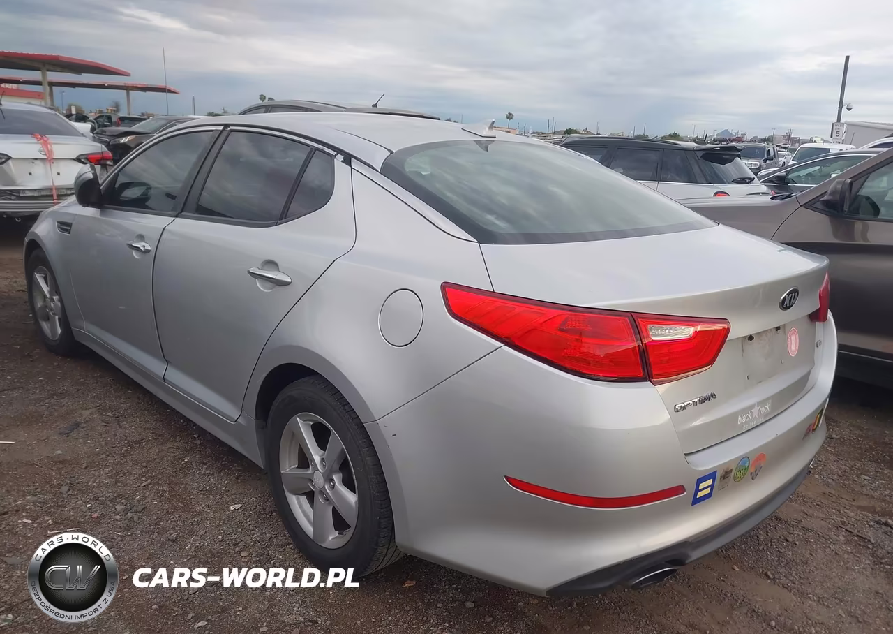 2015 Kia Optima Lx VIN:5XXGM4A79FG406209 - 3