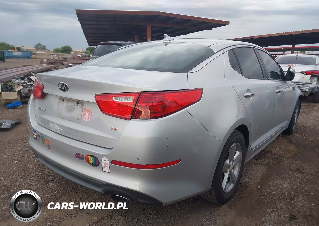 2015 Kia Optima Lx VIN:5XXGM4A79FG406209 - 4