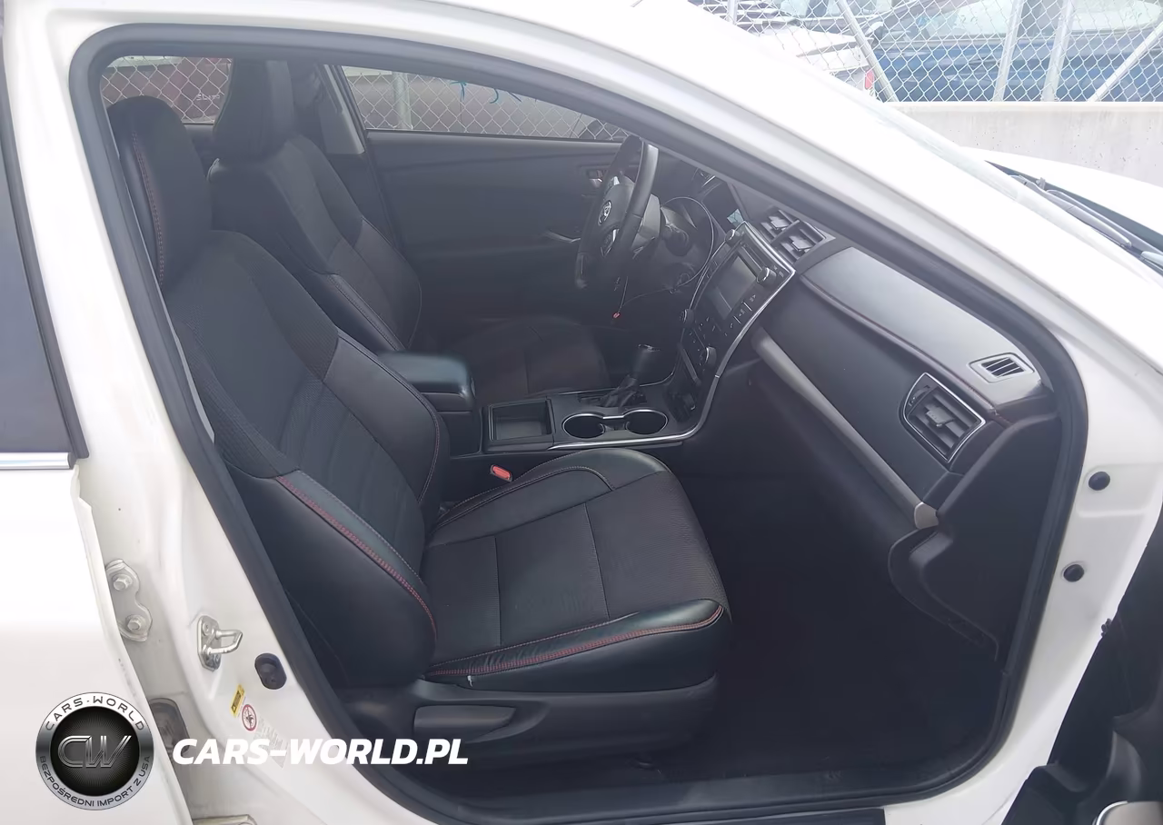2017 Toyota Camry Se VIN:4T1BF1FK3HU450540 - 5