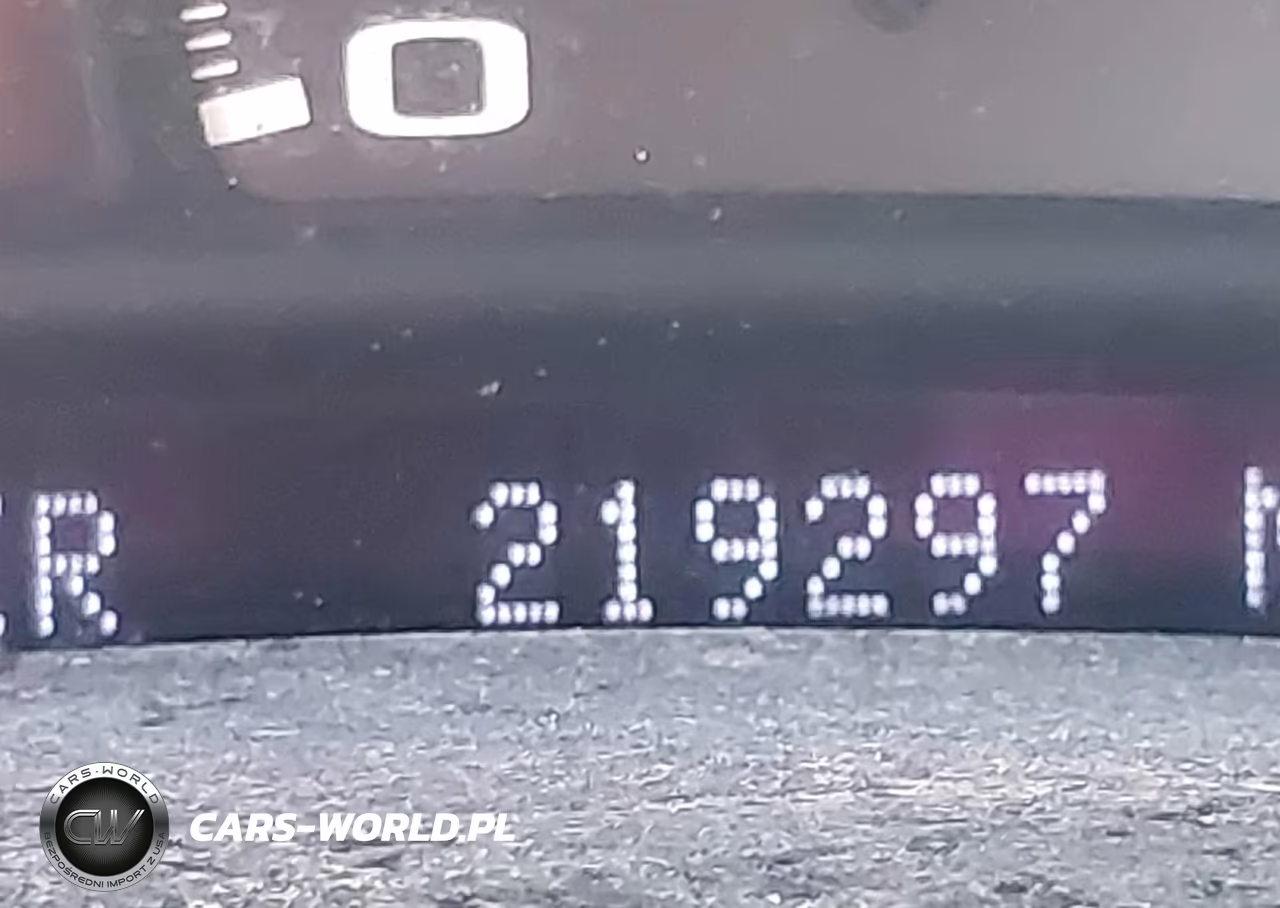 2004 Chevrolet Corvette VIN:1G1YY22G945129406 - 16