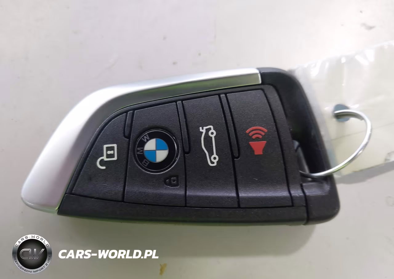 2018 BMW X1 xDrive28I VIN:WBXHT3C32J5K27697 - 11