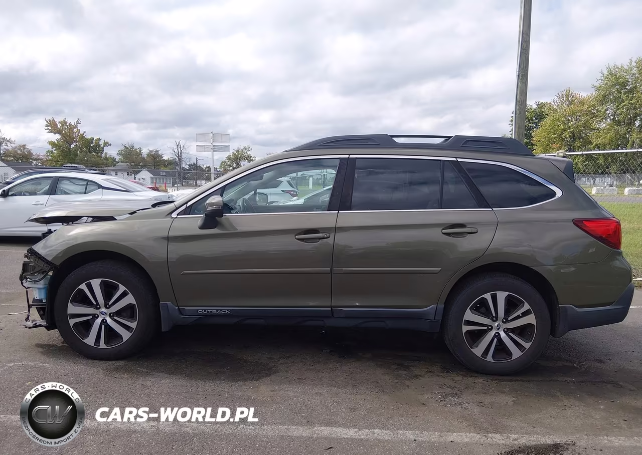2018 Subaru Outback 3.6R Limited VIN:4S4BSENCXJ3324829 - 14