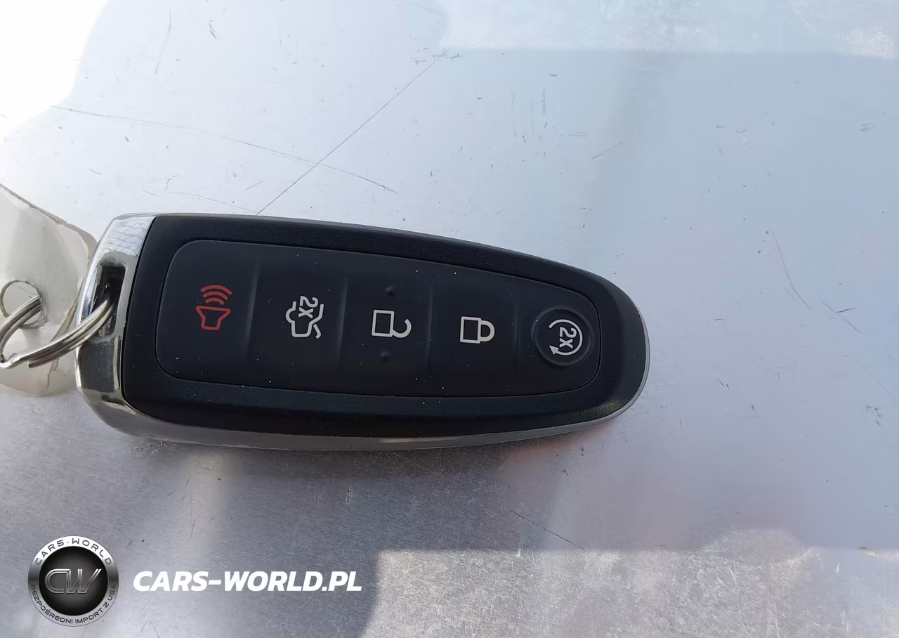 2016 Ford Focus Titanium VIN:1FADP3N25GL319126 - 11
