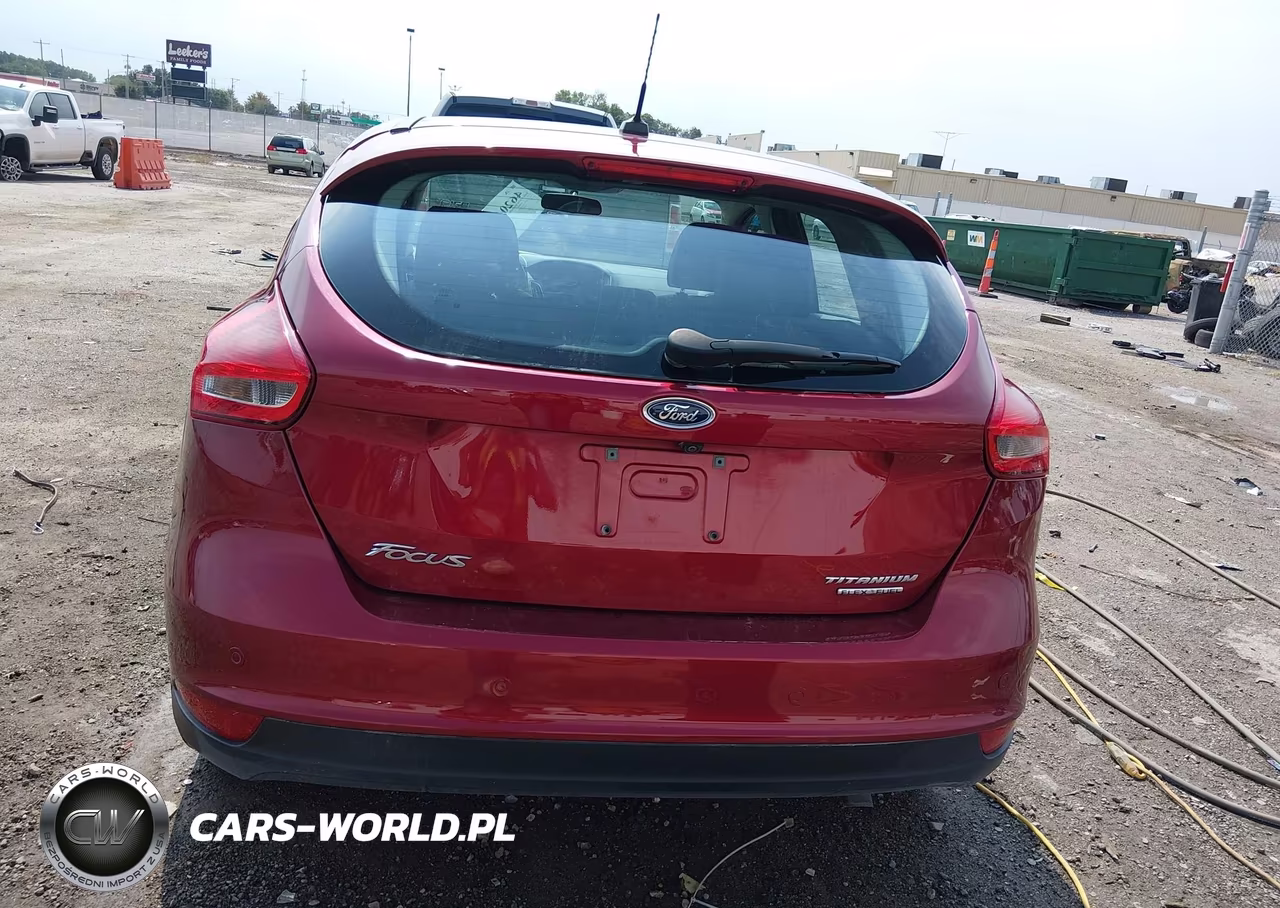 2016 Ford Focus Titanium VIN:1FADP3N25GL319126 - 16