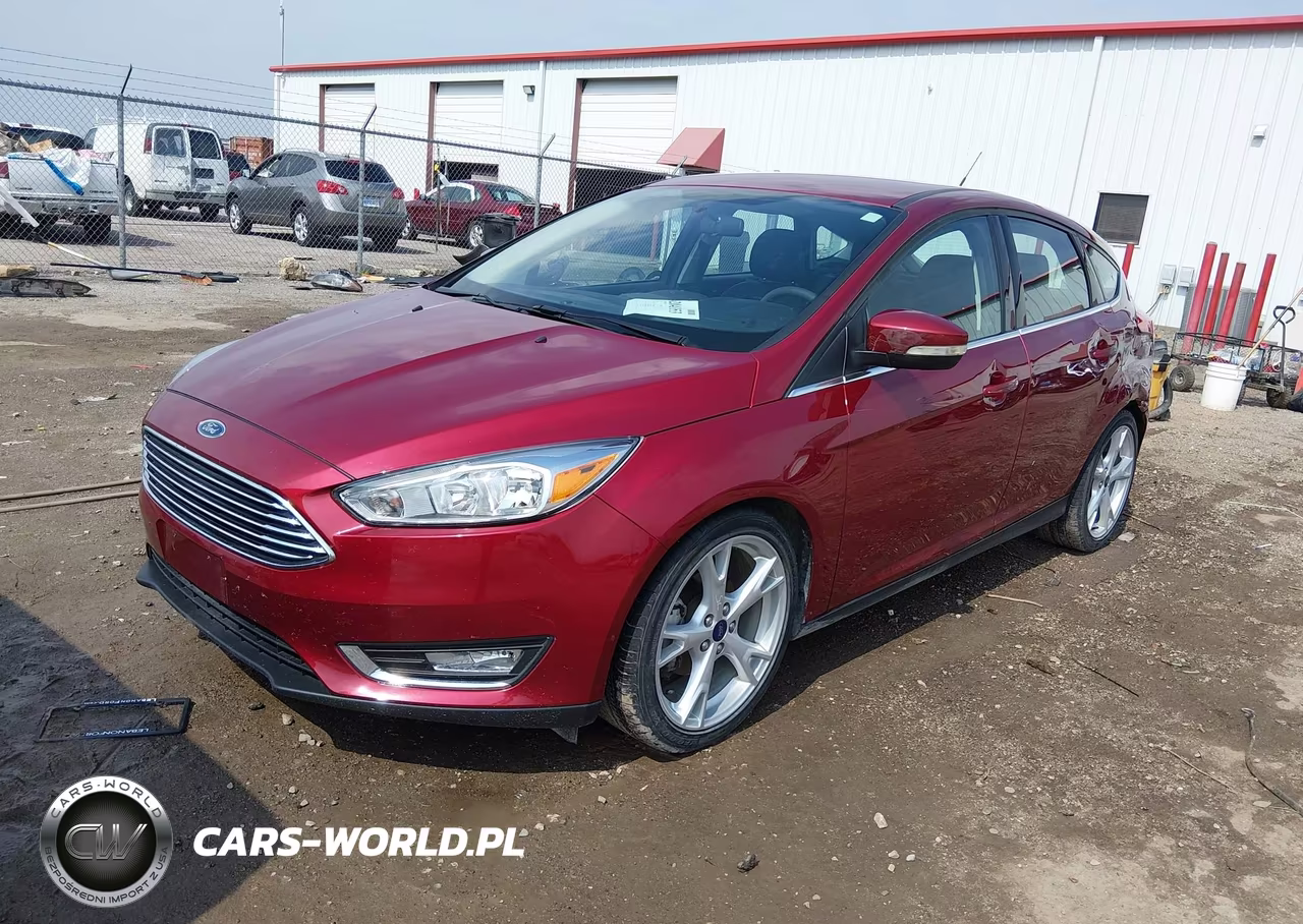 2016 Ford Focus Titanium VIN:1FADP3N25GL319126 - 2