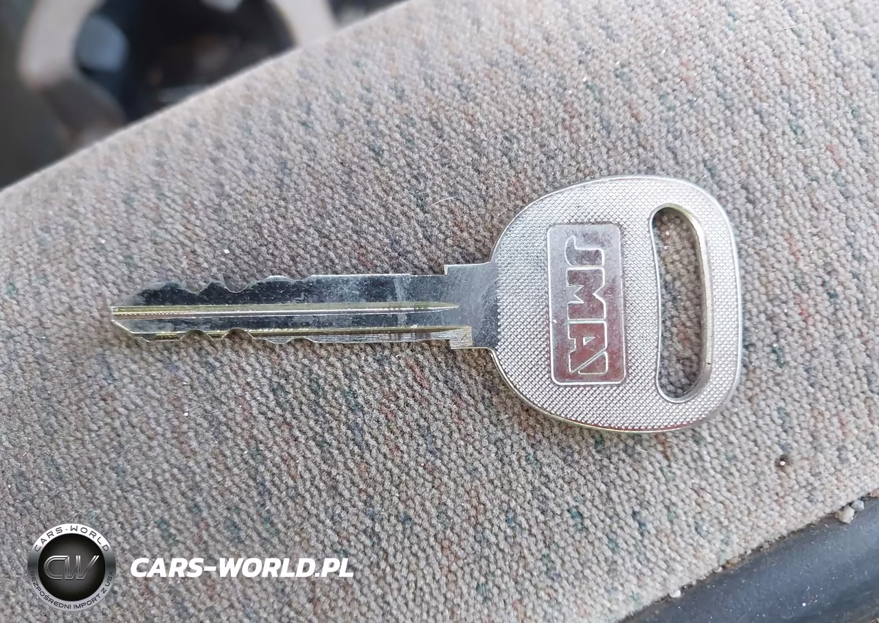 1999 Chevrolet Silverado 1500 VIN:1GCEC14WXXZ153590 - 11