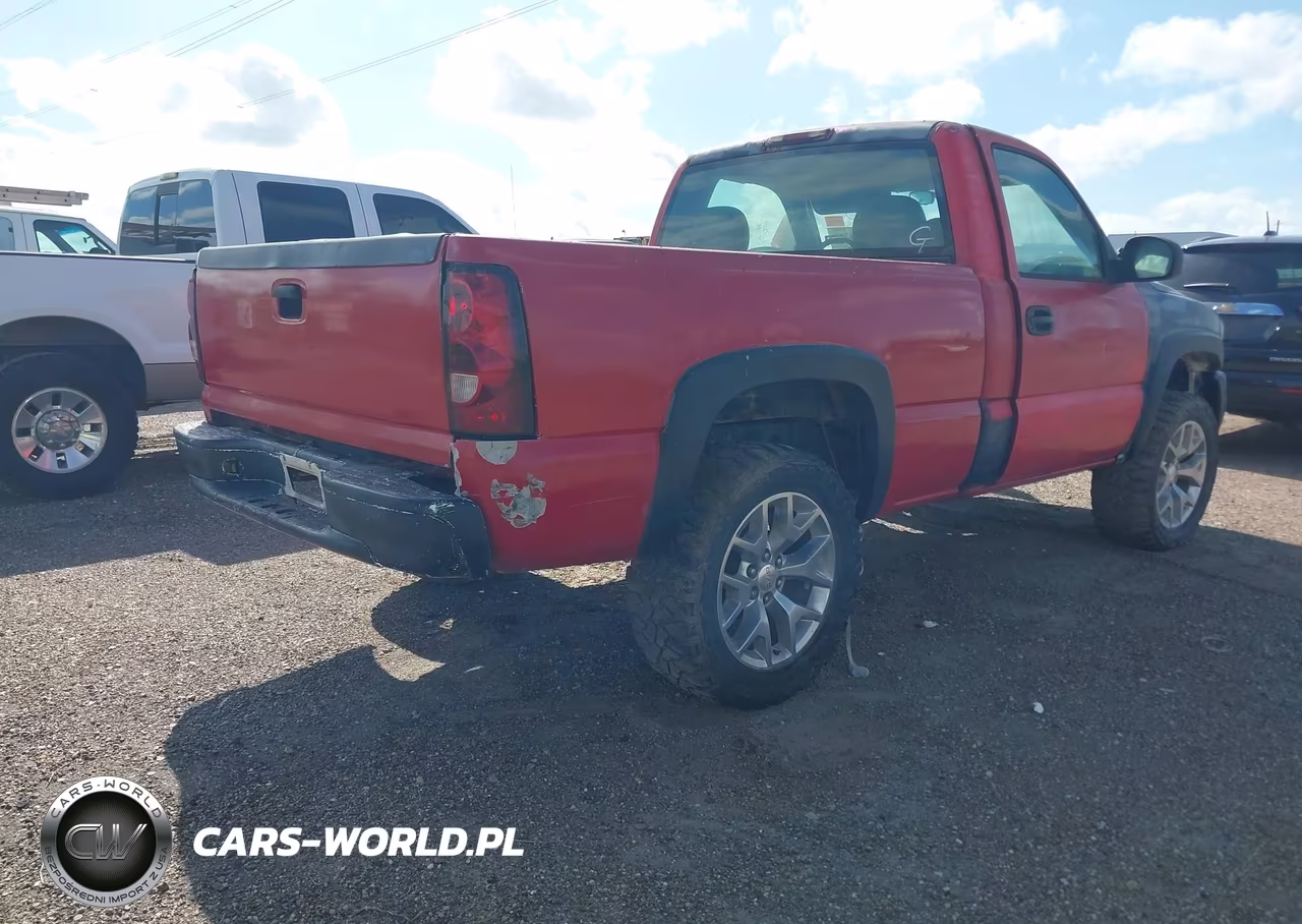 1999 Chevrolet Silverado 1500 VIN:1GCEC14WXXZ153590 - 4
