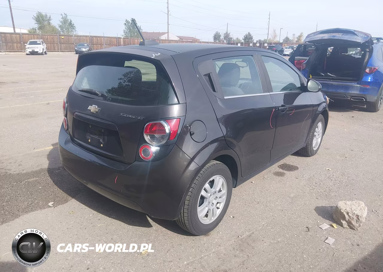 2015 Chevrolet Sonic Lt Auto VIN:1G1JC6SH9F4108967 - 4