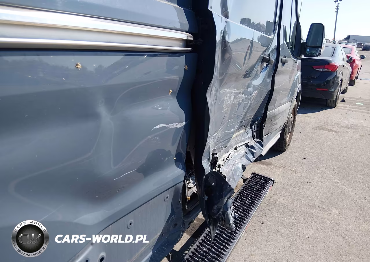2020 Ford Transit T-250 VIN:1FTBR3X83LKB13672 - 17