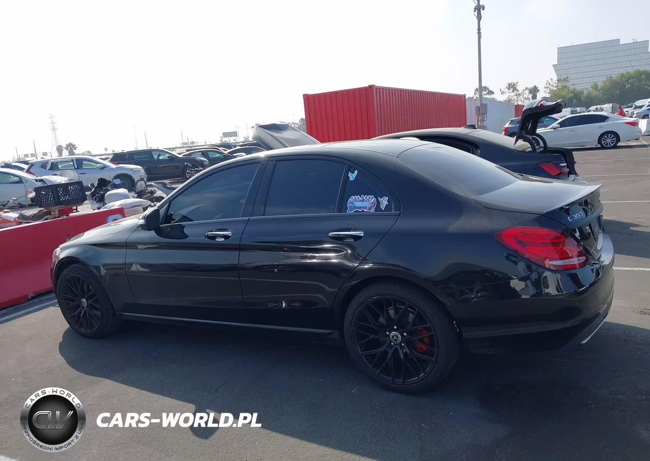 2015 Mercedes-Benz C 300 4Matic VIN:55SWF4KB8FU065718 - 16