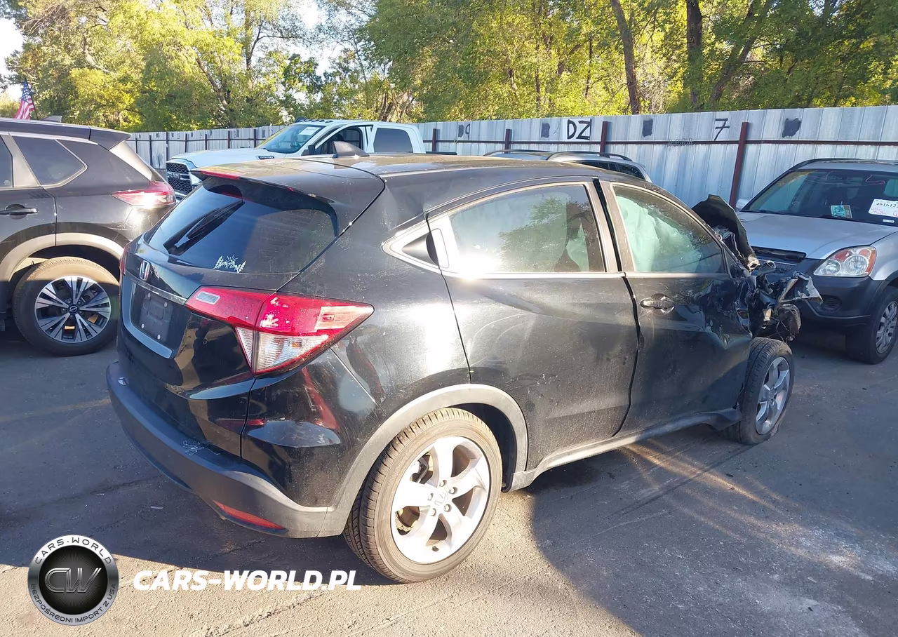 2019 Honda Hr-V Lx VIN:3CZRU5H31KG714722 - 4