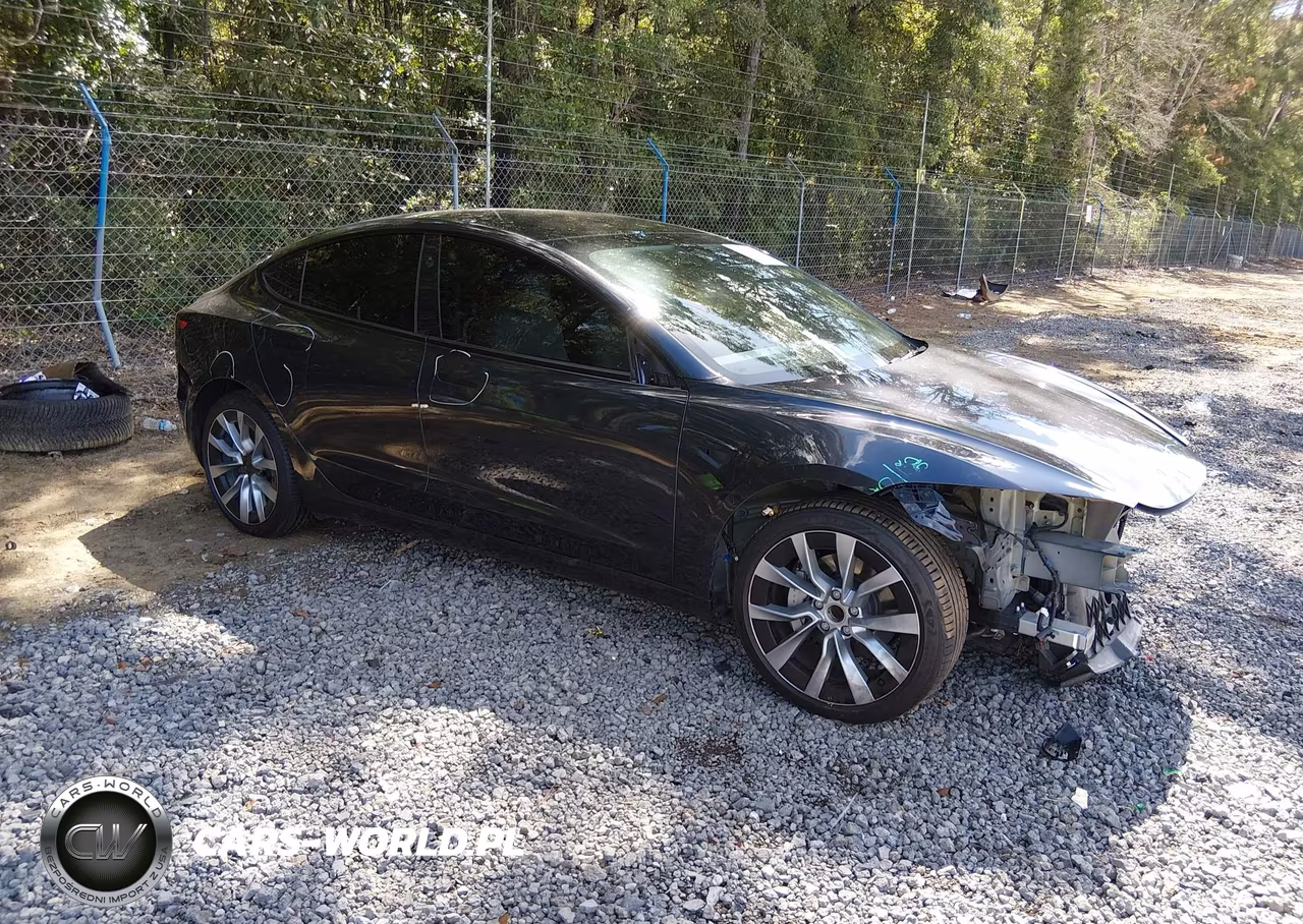 2025 Tesla Model 3 Long Range Rear-Wheel Drive-Standard Rear-Wheel Drive