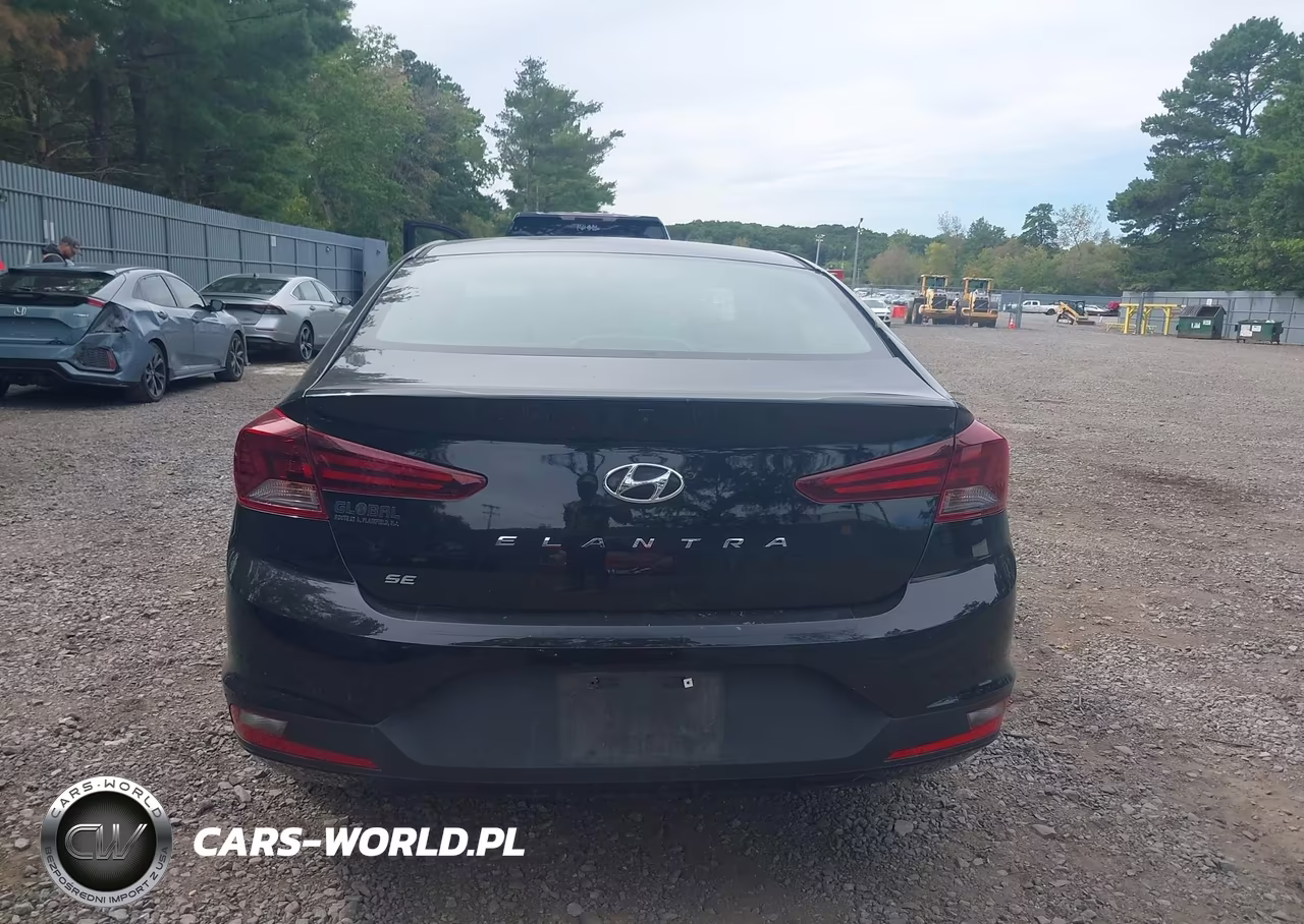 2019 Hyundai Elantra Se VIN:5NPD74LF6KH462945 - 16