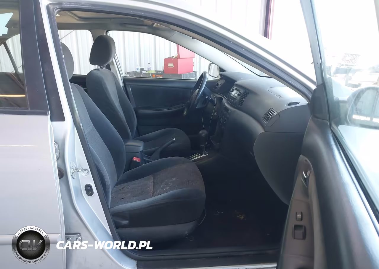 2005 Toyota Corolla S VIN:1NXBR32E35Z550121 - 5