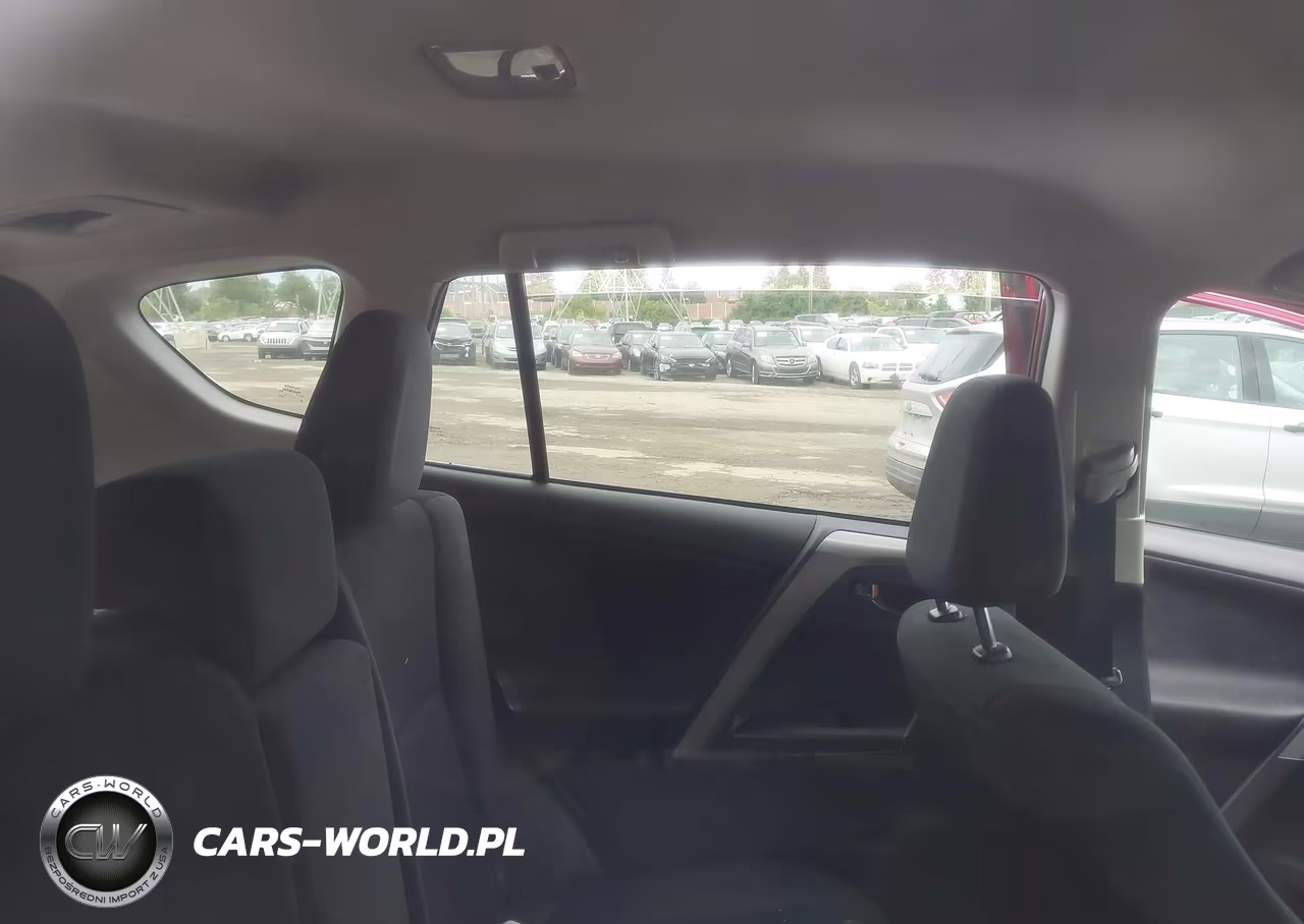 2018 Toyota Rav4 Le VIN:2T3BFREV2JW760993 - 8