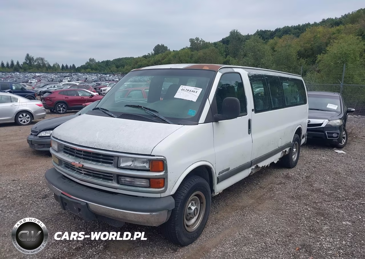 2002 Chevrolet Express VIN:1GAHG39R121171718 - 2