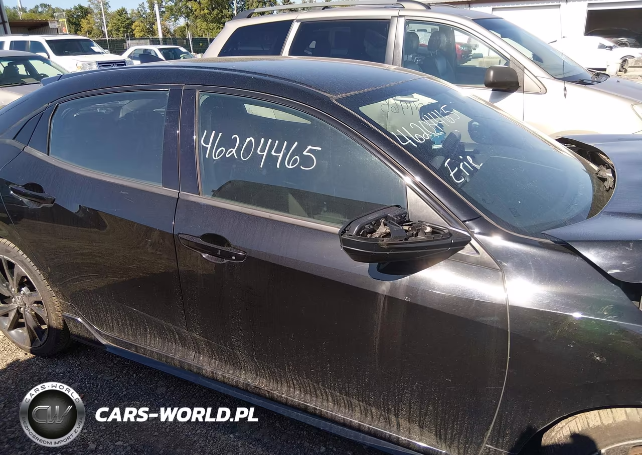2018 Honda Civic Sport VIN:SHHFK7H45JU228890 - 13