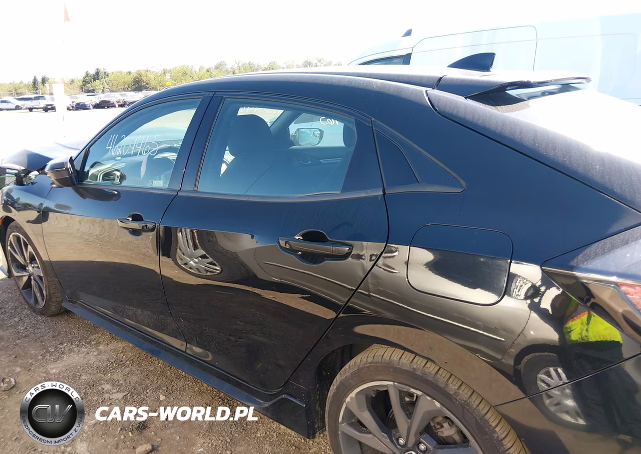 2018 Honda Civic Sport VIN:SHHFK7H45JU228890 - 14