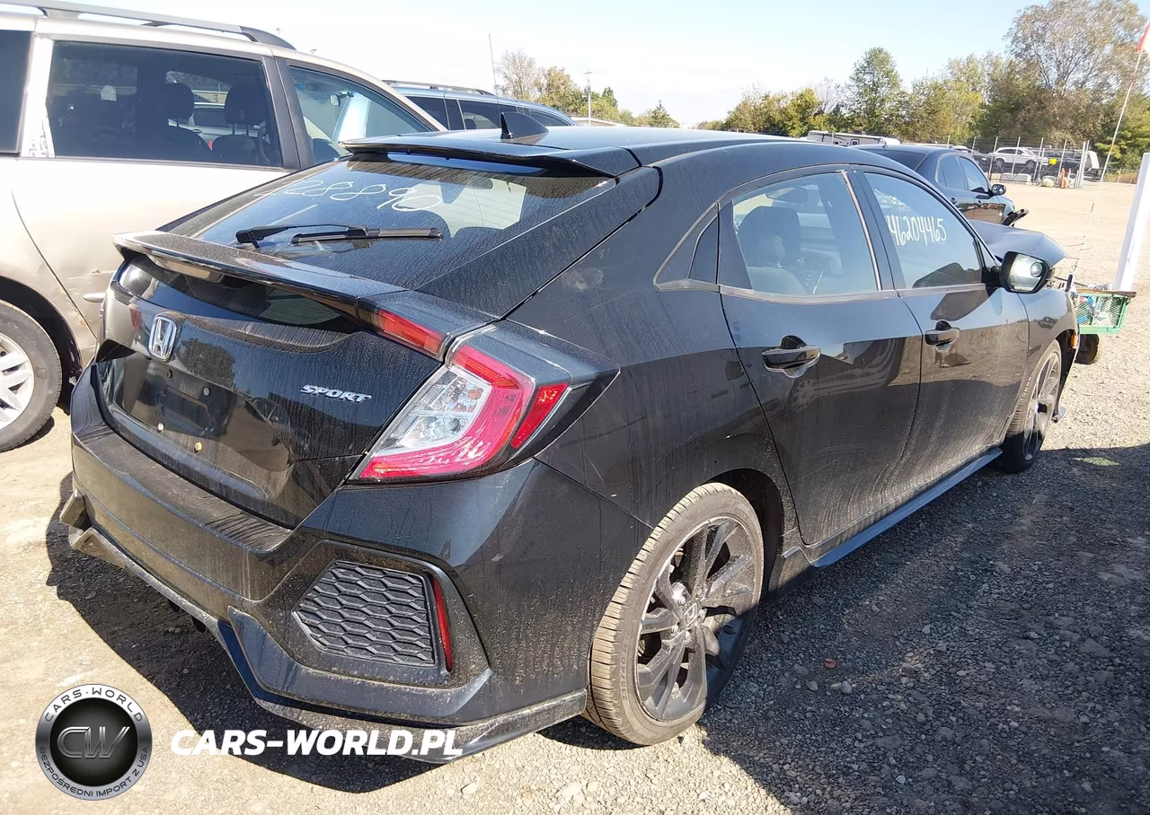 2018 Honda Civic Sport VIN:SHHFK7H45JU228890 - 4