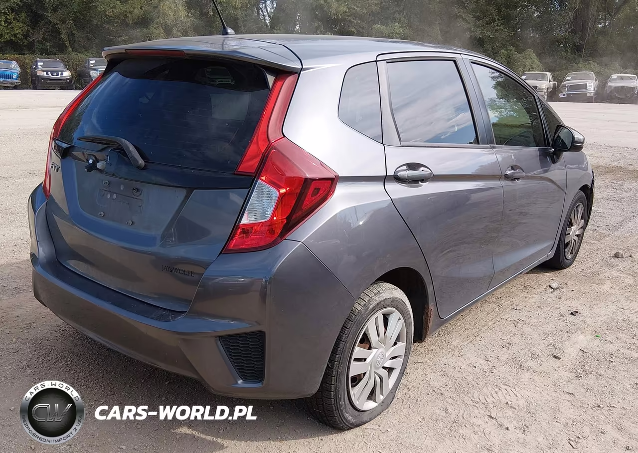 2015 Honda Fit Lx VIN:3HGGK5H55FM705888 - 4