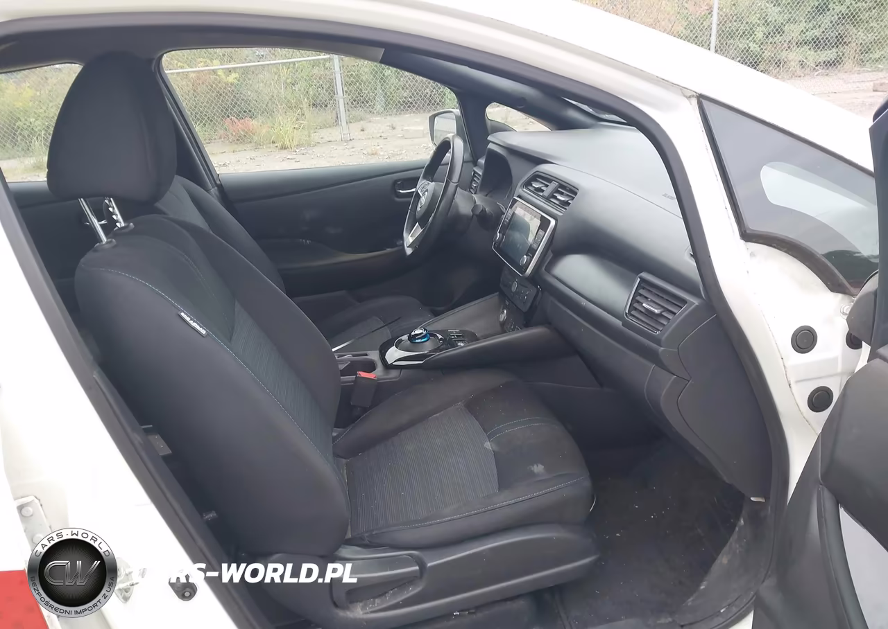 2023 Nissan Leaf Sv Plus 60 Kwh VIN:1N4CZ1CV2PC551612 - 5