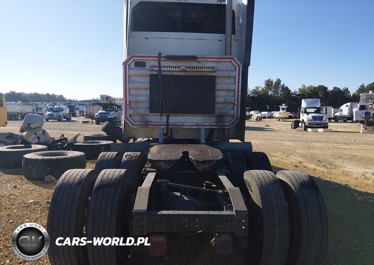 2005 International 9400 9400I VIN:3HSCNAPR05N031375 - 16