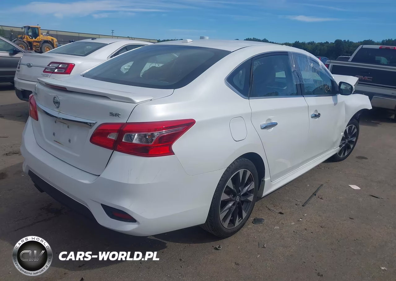 2017 Nissan Sentra Sr VIN:3N1AB7AP2HY237628 - 4