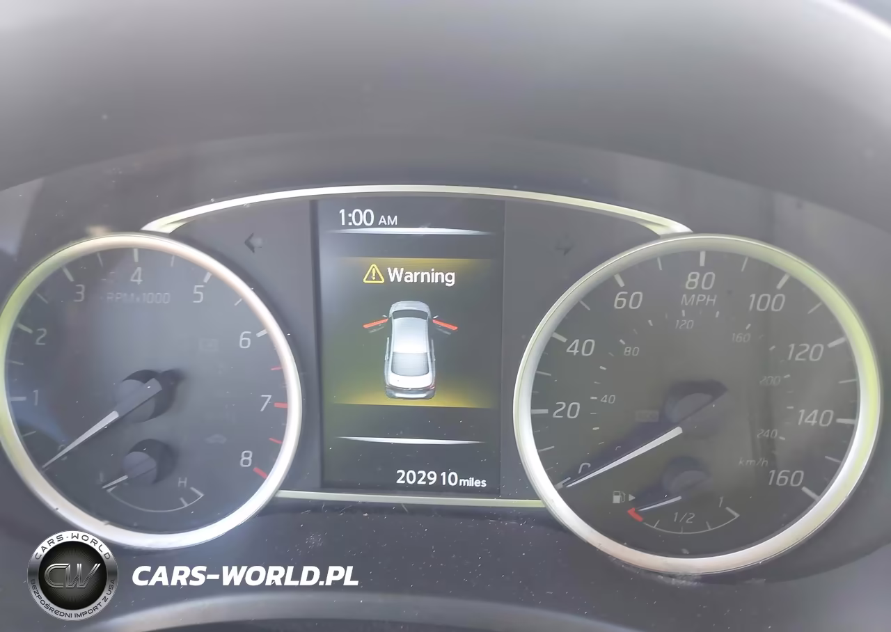 2017 Nissan Sentra Sr VIN:3N1AB7AP2HY237628 - 7