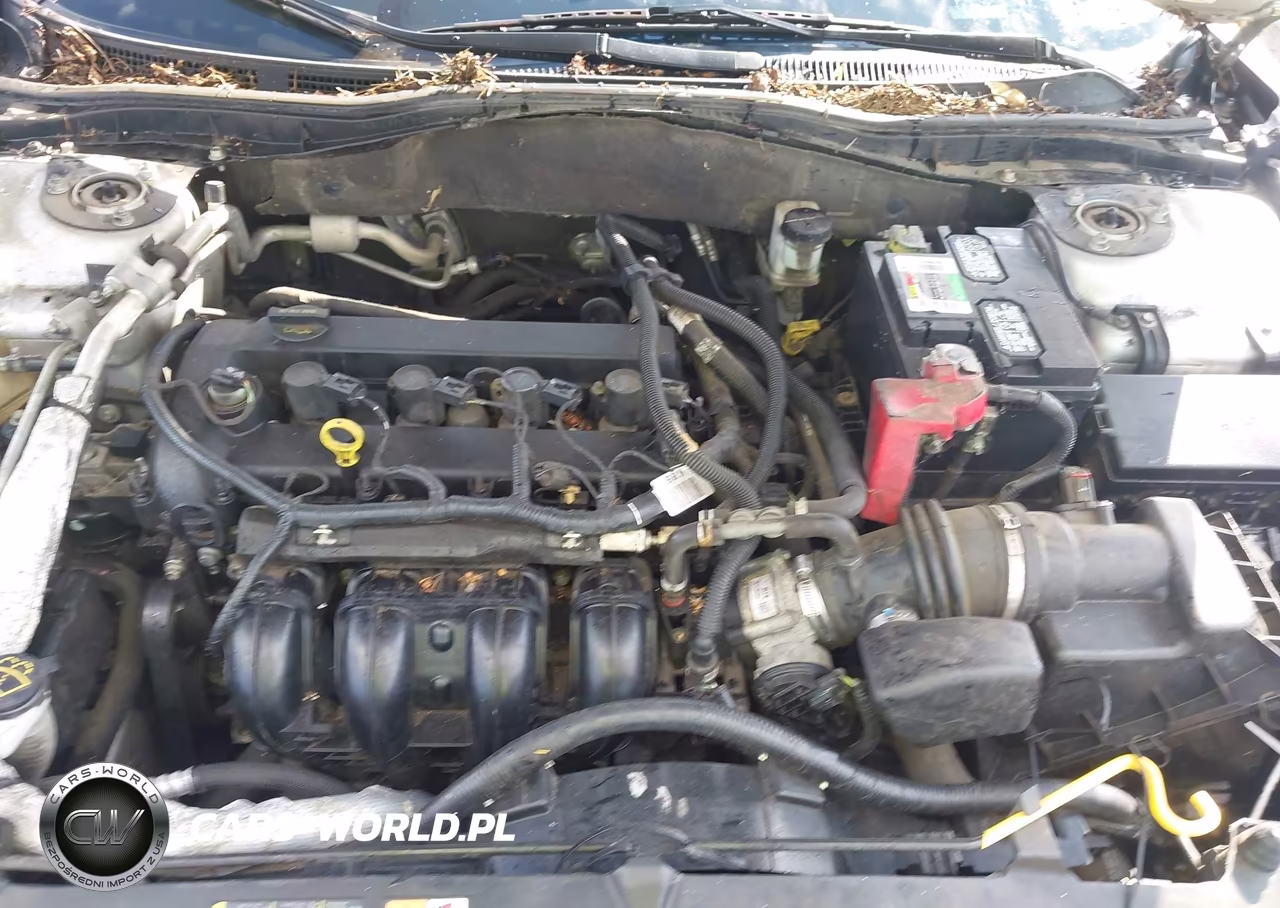 2012 Ford Fusion S VIN:3FAHP0GA7CR351690 - 10