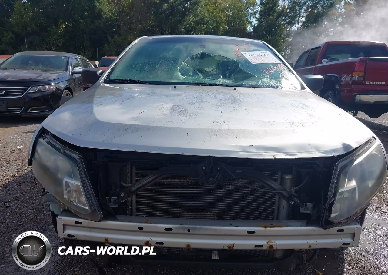 2012 Ford Fusion S VIN:3FAHP0GA7CR351690 - 6