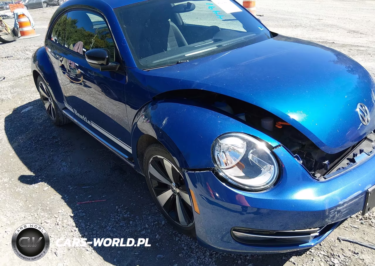 2012 Volkswagen Beetle 2.0T Turbo VIN:3VWVA7ATXCM615447 - 18