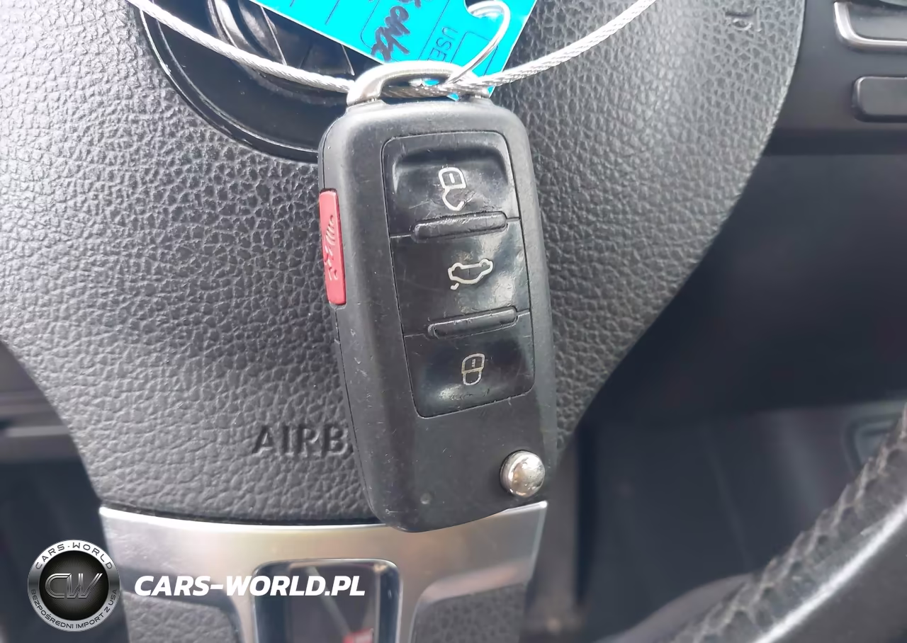 2016 Volkswagen Tiguan S VIN:WVGBV7AX2GW604540 - 11