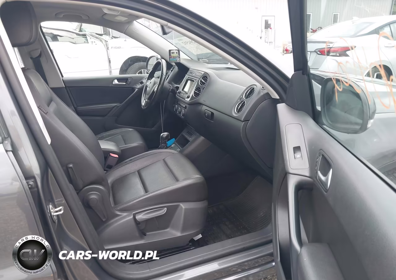 2016 Volkswagen Tiguan S VIN:WVGBV7AX2GW604540 - 5