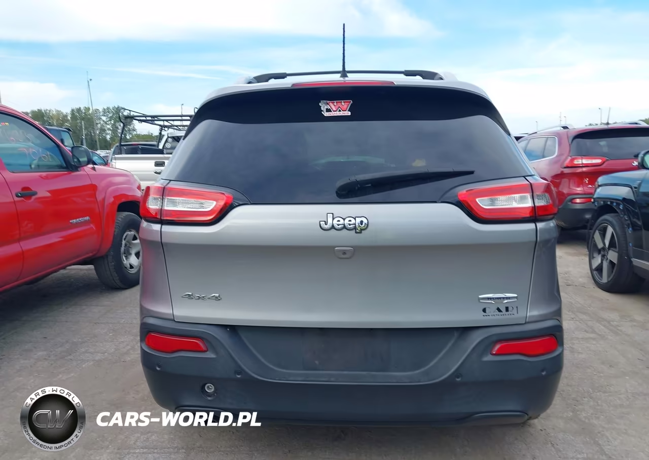 2017 Jeep Cherokee Latitude 4X4 VIN:1C4PJMCB5HW606791 - 16