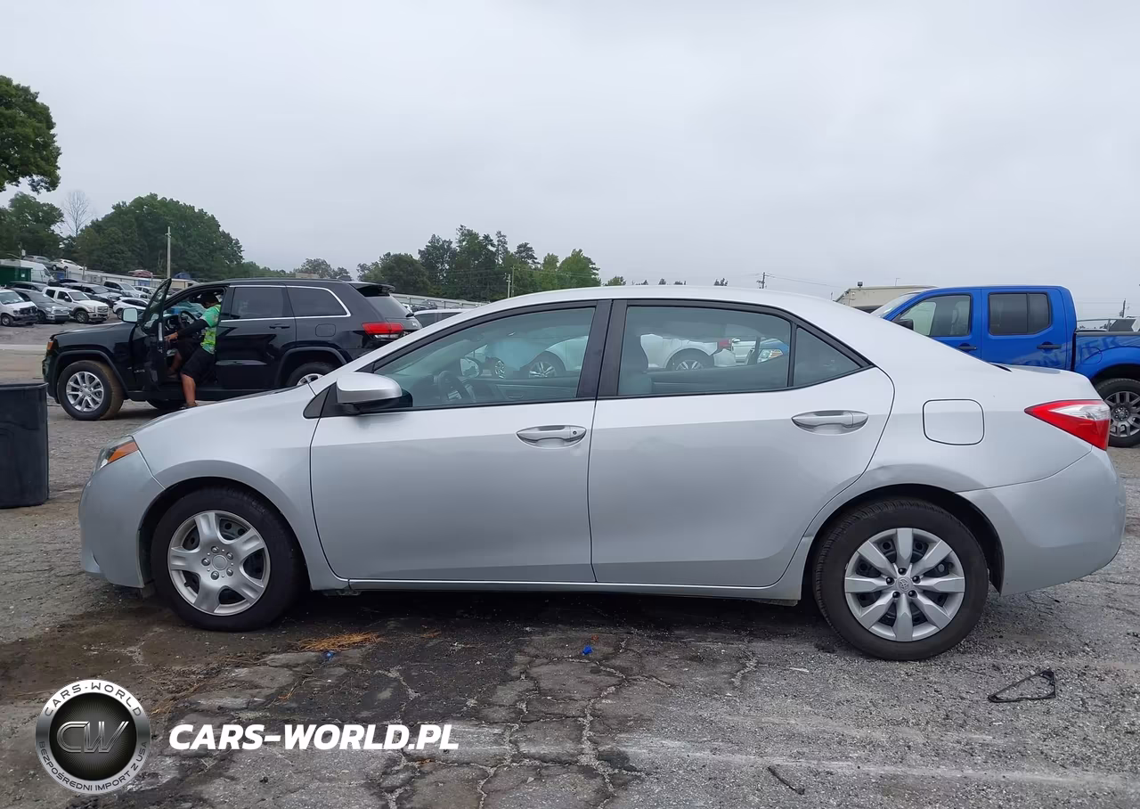 2016 Toyota Corolla Le VIN:2T1BURHE5GC559383 - 15