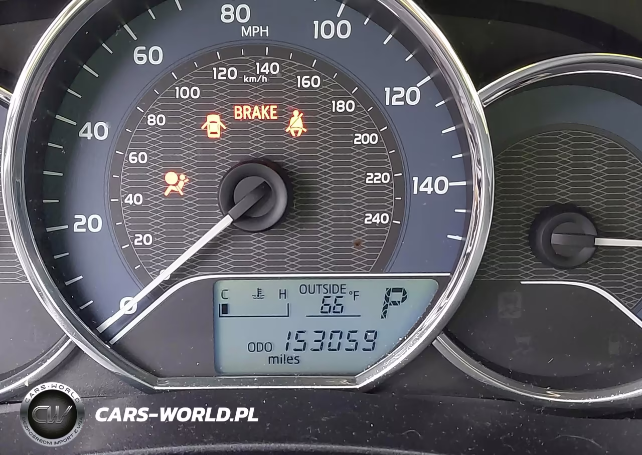 2016 Toyota Corolla Le VIN:2T1BURHE5GC559383 - 16