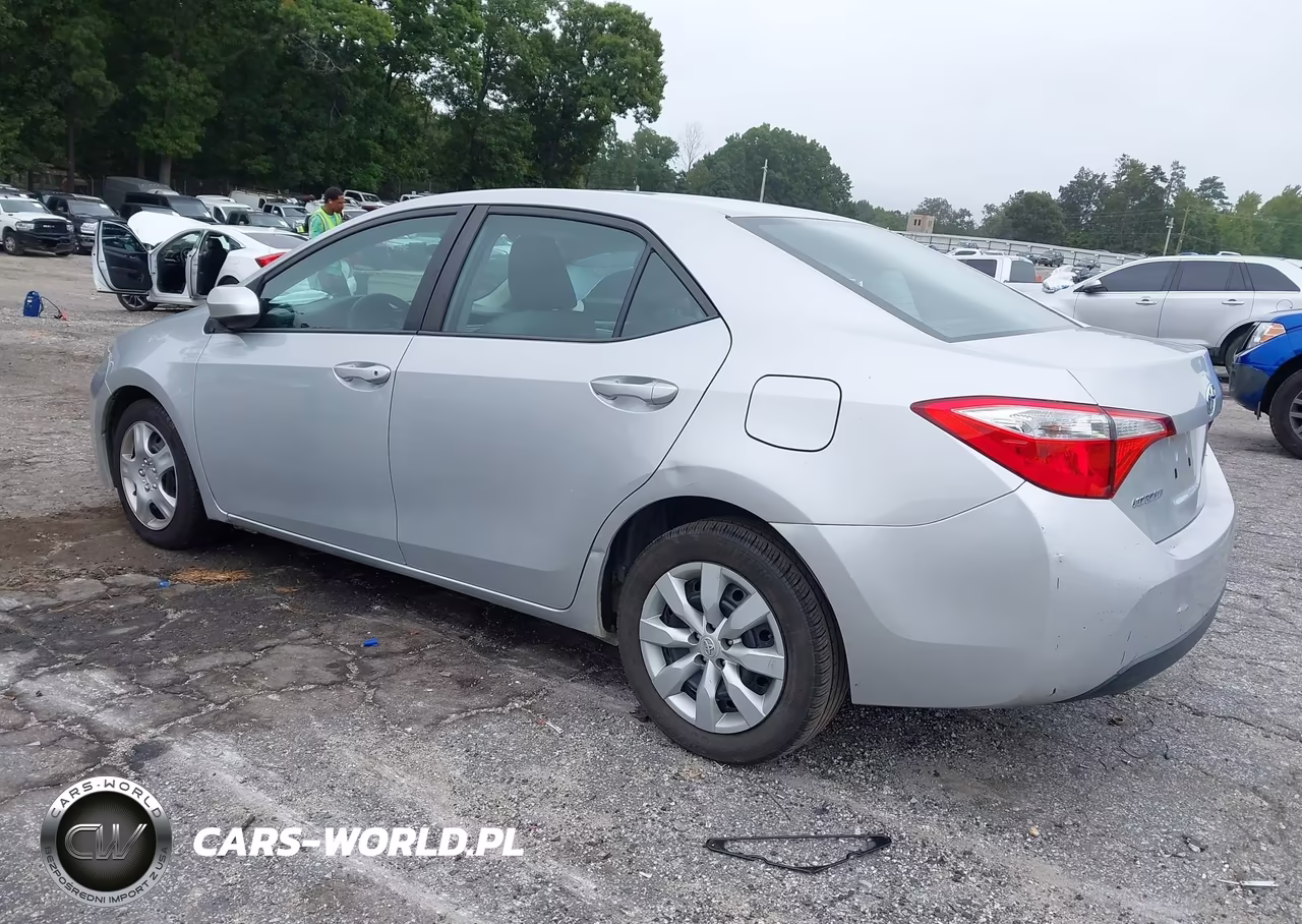 2016 Toyota Corolla Le VIN:2T1BURHE5GC559383 - 3