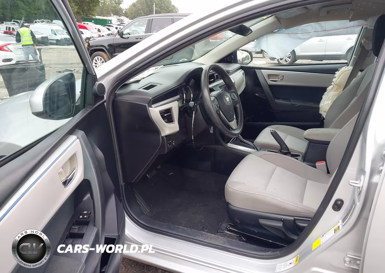 2016 Toyota Corolla Le VIN:2T1BURHE5GC559383 - 5
