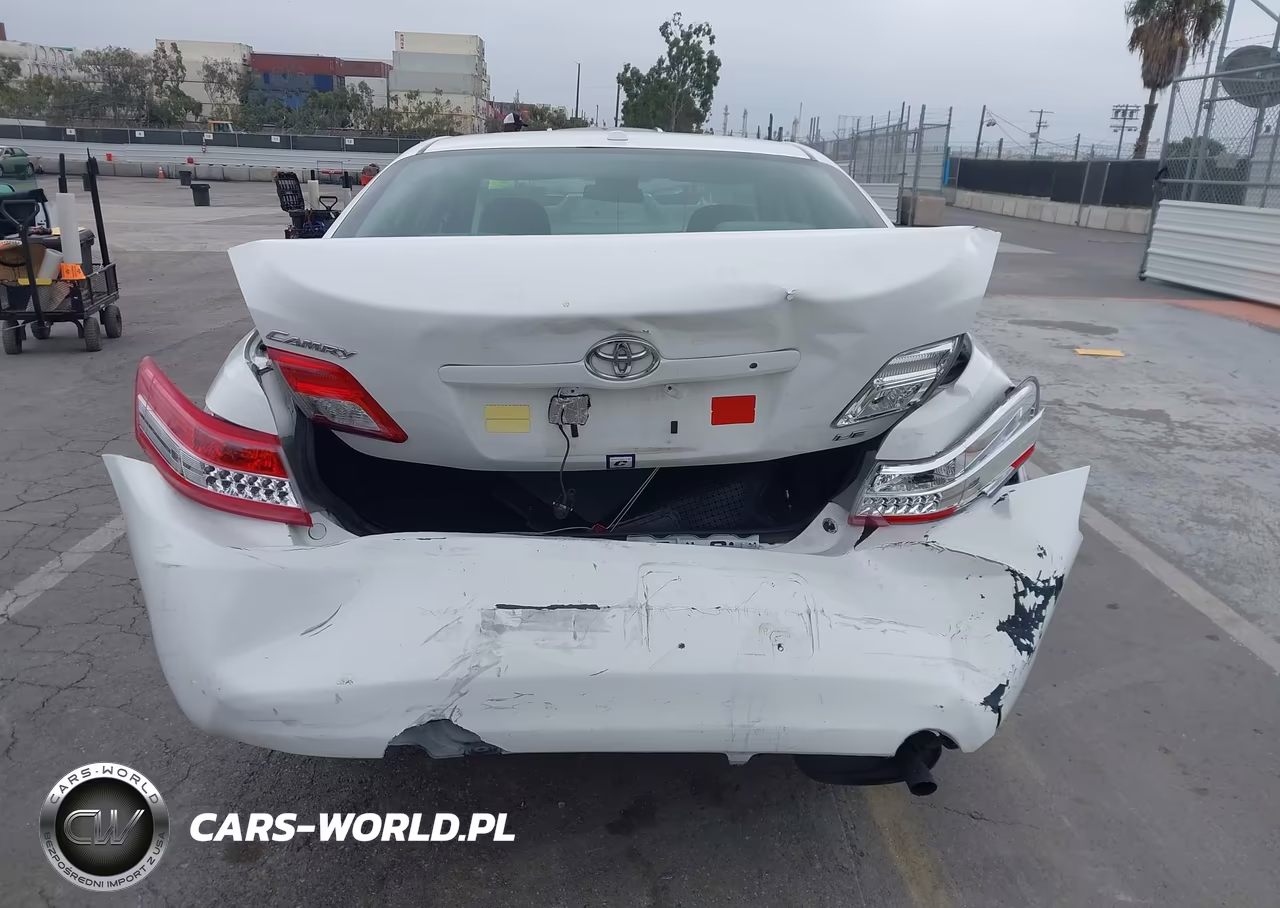 2011 Toyota Camry Le VIN:4T1BF3EK7BU760324 - 16
