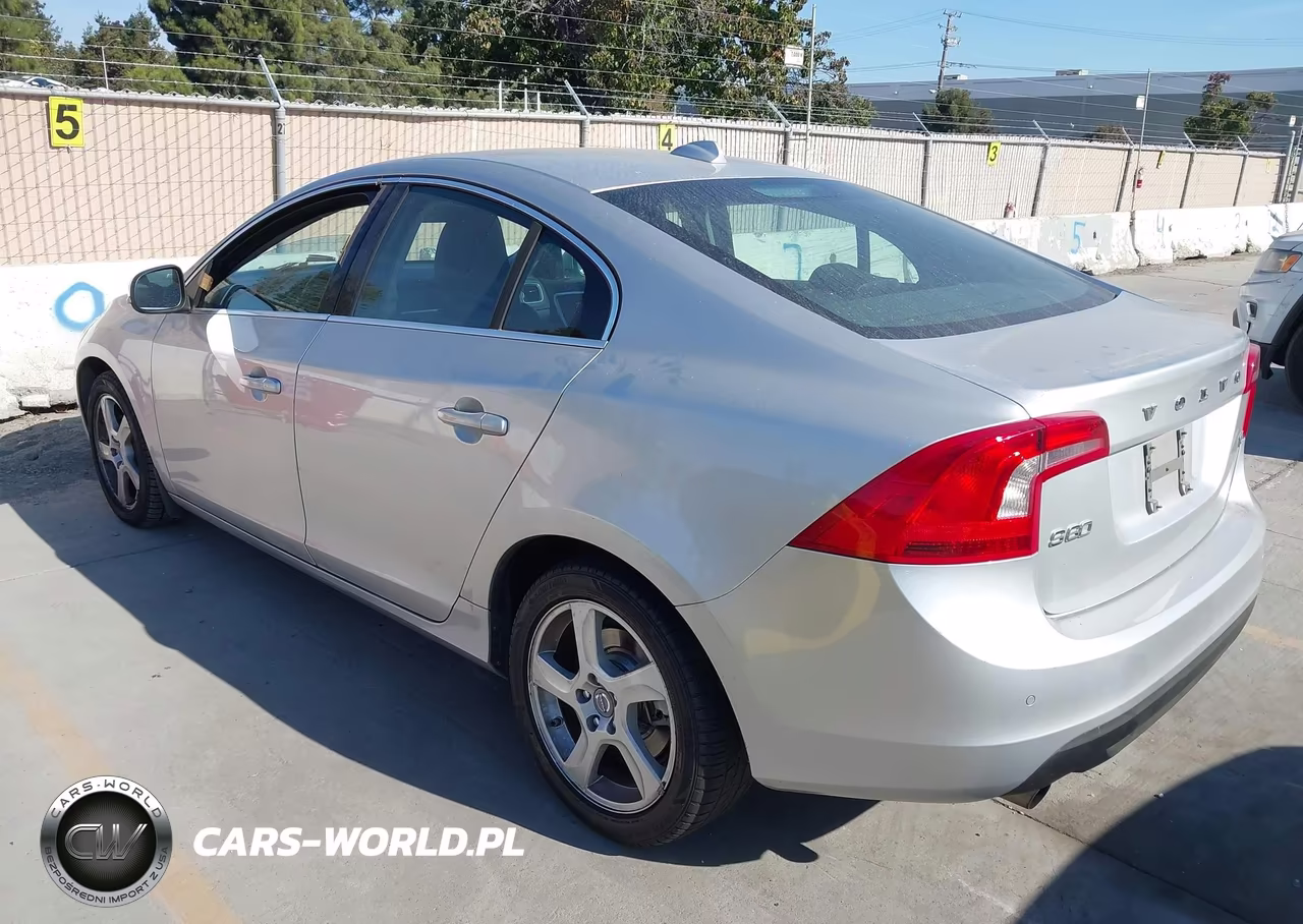 2012 Volvo S60 T5 VIN:YV1622FS8C2125856 - 3